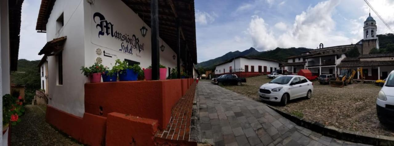 Hotel Mansion Real San Sebastián del Oeste エクステリア 写真